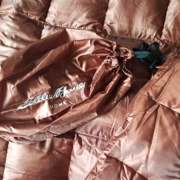 🎇HP🎇 NEW Eddie bauer Packable Down Travel Throw - Picture 3 of 4